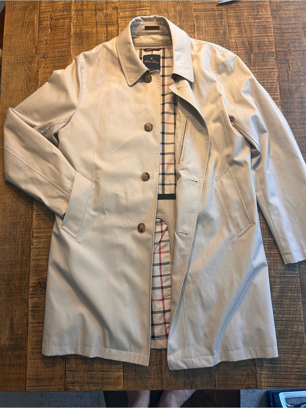 Brooks Brothers Light Beige Trench Coat with zip out Plaid Lining